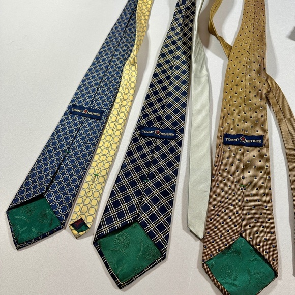 Men’s Tommy Hilfiger Silk Tie Collection
Five Pieces - Picture 7 of 7